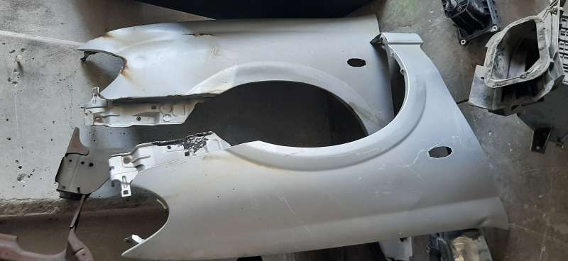 TOYOTA HİLUX 2.4 D ÇIKMA YEDEK ÇAMURLUK_D15